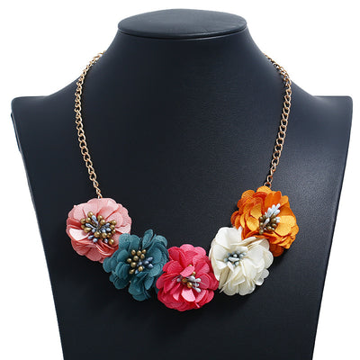 Collar de Flores en Tela - Accesorio Elegante para Mujer - Image 11