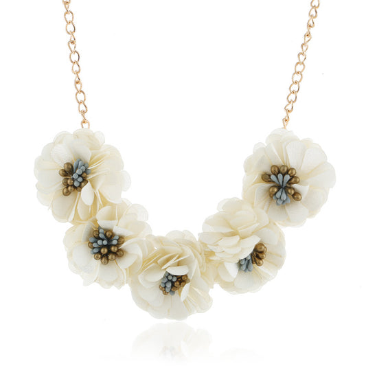 Collar de Flores en Tela - Accesorio Elegante para Mujer - Image 2