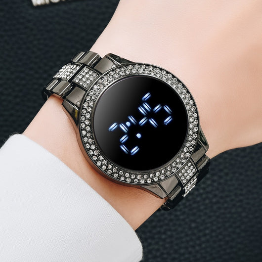 Reloj Deportivo Inteligente para Mujer con Diamantes y Personalización Electrónica - Image 4