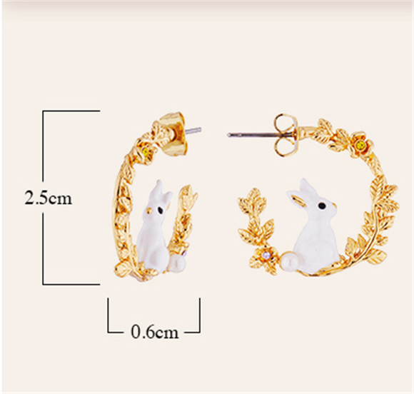 Aretes de Conejo Blanco con Espiga de Trigo