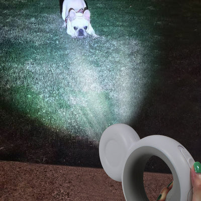 Correa Automática para Mascotas con Linterna y Dispensador de Bolsas - Image 3