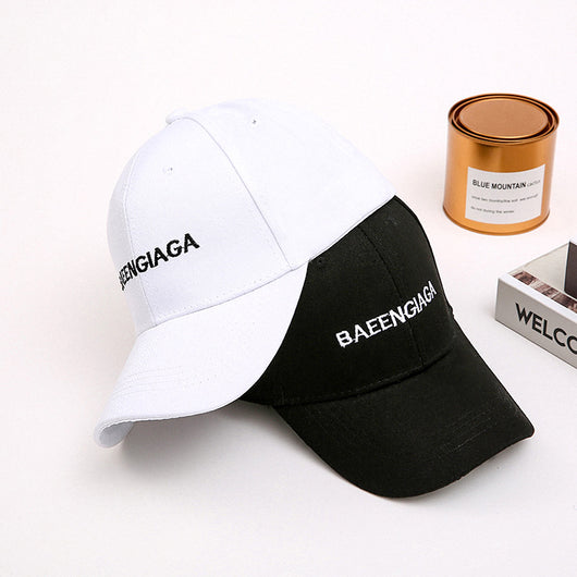 Visera Escolar con Bordado de Letra Personalizada - Image 11