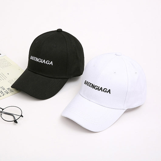Visera Escolar con Bordado de Letra Personalizada