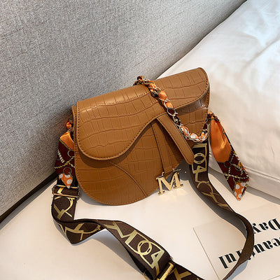 Bolso Bandolera Multicolor con Pañuelo de Seda - Accesorio de Moda para Mujer - Image 10