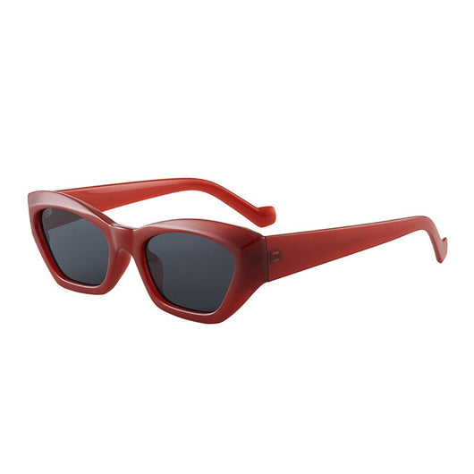 Retro cat-eye sunglasses with a tortoiseshell frame and brown lenses, perfect for a fashionable look. - Image 13