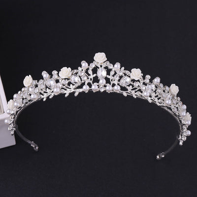 Tiara Infantil con Flores y Perlas para Damas de Honor - Image 5