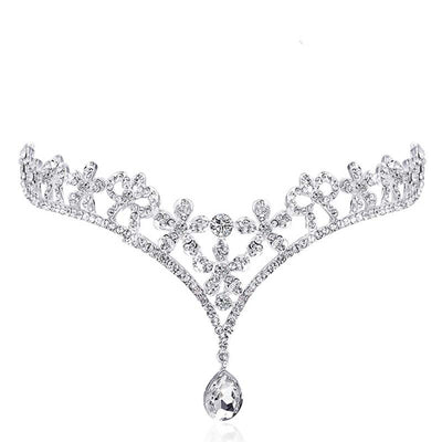 Tiara Infantil con Flores y Perlas para Damas de Honor - Image 3