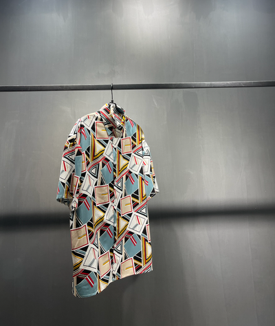 Camisa Suelta Estampada de Manga Corta - Image 6