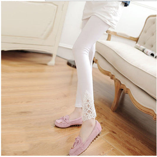 Pantalones de Maternidad Ajustables con Soporte Abdominal y Encaje - Image 4