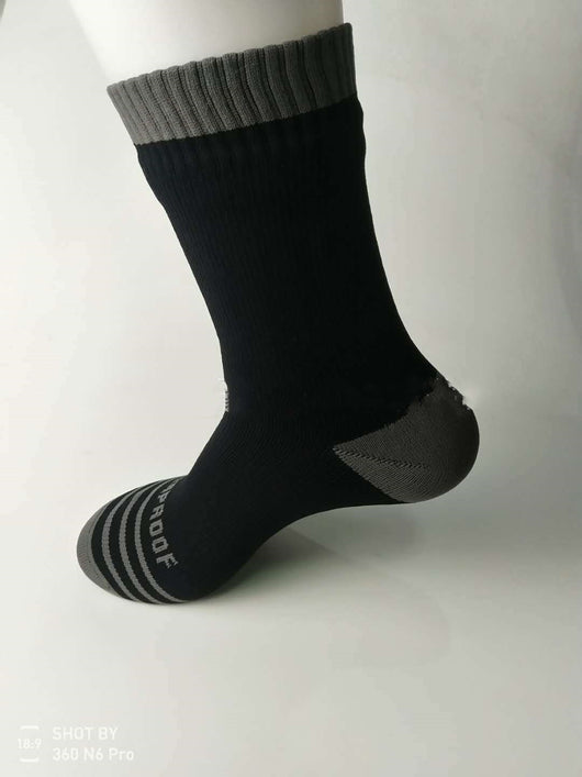 Calcetines Impermeables para Deportes Extremos - Senderismo, Esquí y Actividades Acuáticas - Image 9