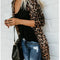 Abrigo Leopardo con Escote V y Botones