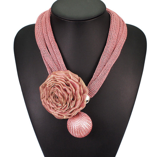 Collar Colgante de Perlas Imitación con Encaje Elegante - Image 2