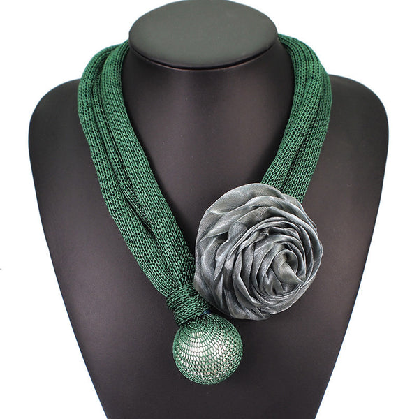 Collar Colgante de Perlas Imitación con Encaje Elegante - Image 4