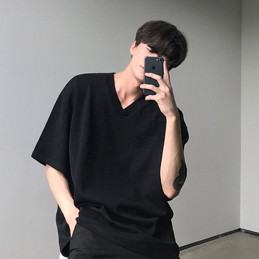 Playera Holgada Cuello V Manga Corta Básica para Hombre
