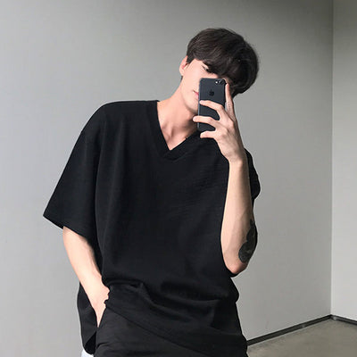 Playera Holgada Cuello V Manga Corta Básica para Hombre