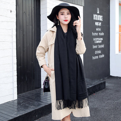 Bufanda Larga de Invierno para Mujer con Borlas, Estilo Coreano Grueso y Versátil - Image 4