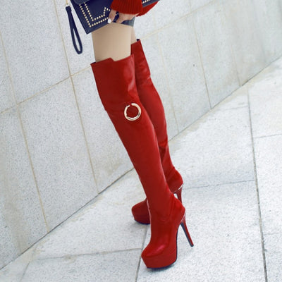 Botas Altas Impermeable con Tacón Stiletto y Detalles Metálicos - Estilo Europeo Rojo - Image 3