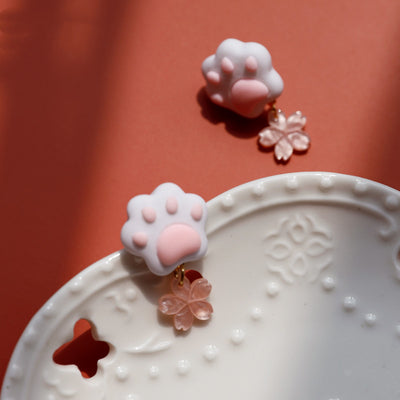 Aretes de Gato Blanco - Diseño Adorable de Patitas para Verano - Image 3
