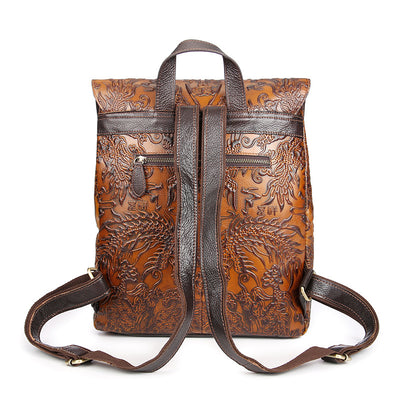 Mochila de Cuero Étnica Grabada a Mano - Diseño Vertical Casual - Image 5
