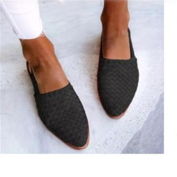 Sandalias Planas con Punta Afilada
