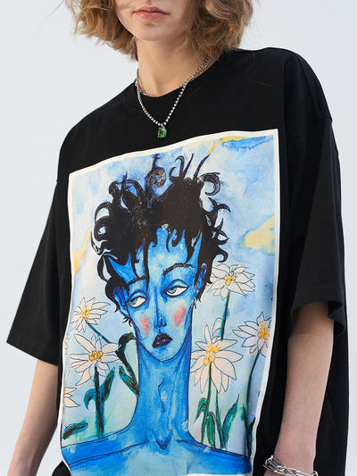 Camiseta Oversize Melancólica con Parche de Satén - Estilo Casual y Trendy - Image 2
