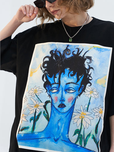Camiseta Oversize Melancólica con Parche de Satén - Estilo Casual y Trendy - Image 3