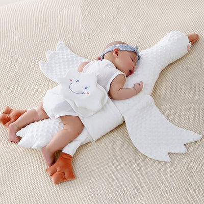 Almohada Suave para Dormir Infantil con Diseño de Juguete - Image 2