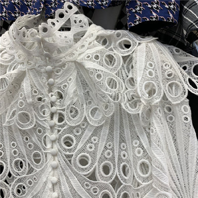 Blusa Elegante Cuello Alto con Mangas Farol, Volantes y Encaje Bordado Calado - Image 11