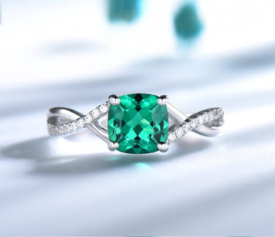 Anillo de Esmeralda para Mujer en Plata de Ley