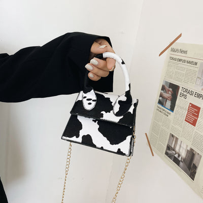 Bolso Bandolera Asimétrico de Moda para Verano - Image 4