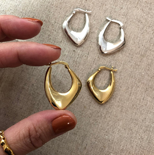 Aretes Geométricos Chapados en Oro Real con Plata 925 - Diseño Minimalista Moderno