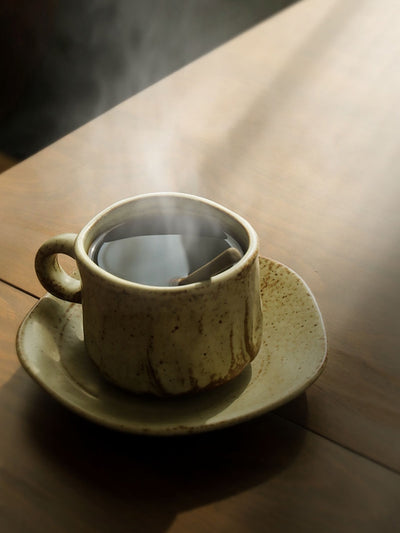 Taza de Café Retro Japonesa Artesanal de Cerámica con Plato - Image 9
