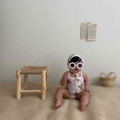 Traje de Baño Infantil con Estampado Divertido y Gorro Protector - Image 9