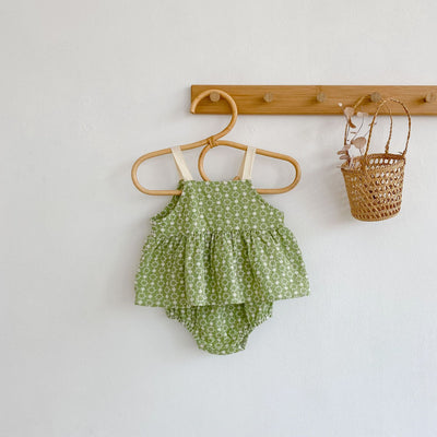 Conjunto de Dos Piezas para Niña con Blusa Jacquard y Pantalón de Tirantes - Image 9