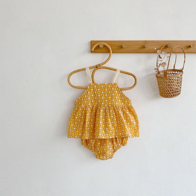 Conjunto de Dos Piezas para Niña con Blusa Jacquard y Pantalón de Tirantes - Image 8