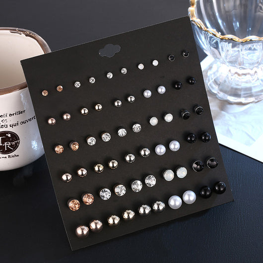 Set de 30 Pares de Aretes de Cristal y Perla con Diamantes