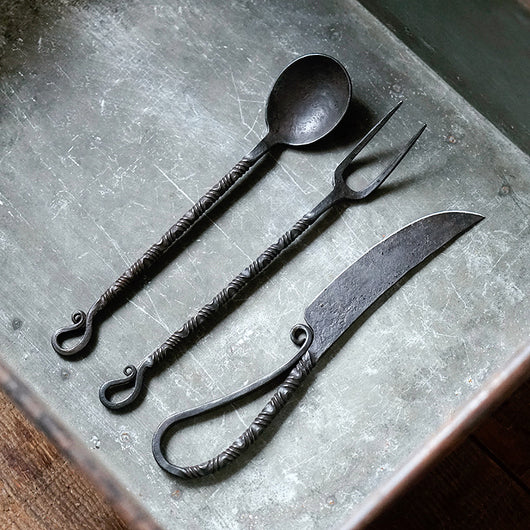 Juego de 3 Piezas de Cubiertos Vintage Forjados a Mano - Image 11