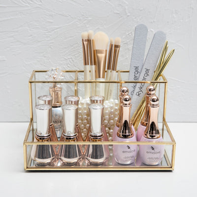 Organizador de Maquillaje en Vidrio con Detalles Dorados - Image 5