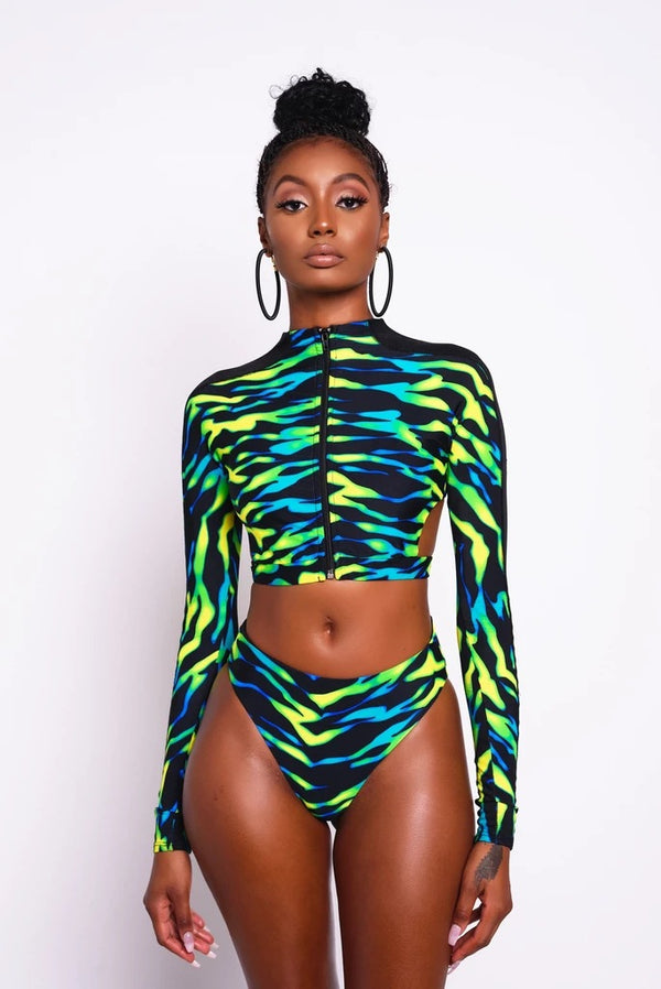 Bikini Estampado con Halter y Cierre - Diseño Europeo Sexy