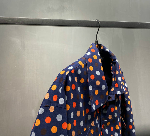Chaqueta Delgada Azul Marino con Lunares Arcoíris - Estilo Urbano
