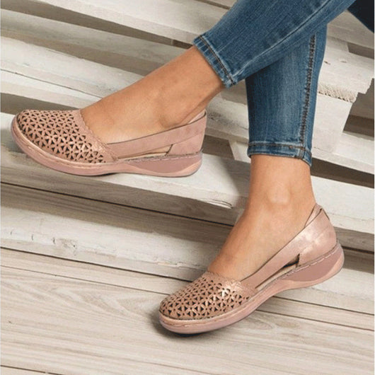 Sandalias Cuña con Detalles Calados - Comodidad y Estilo - Image 11