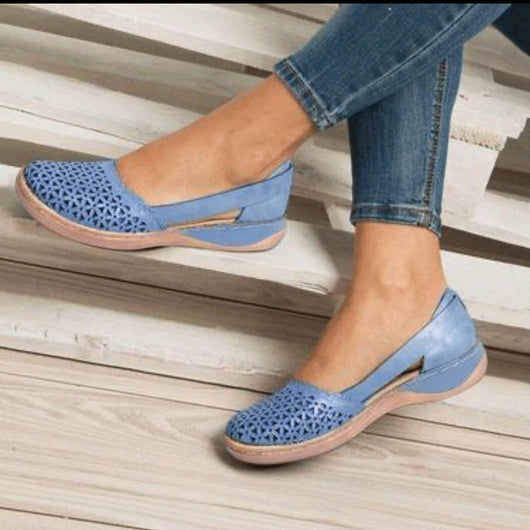 Sandalias Cuña con Detalles Calados - Comodidad y Estilo - Image 2