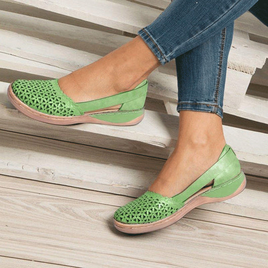 Sandalias Cuña con Detalles Calados - Comodidad y Estilo - Image 4
