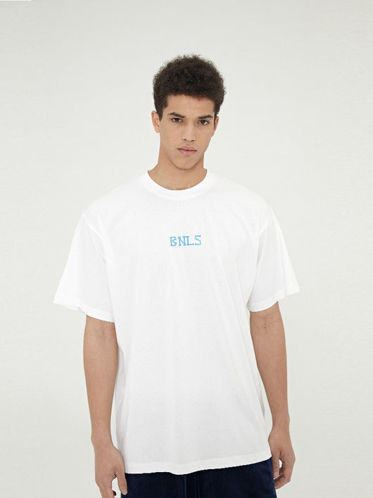 Playera Estampada Ripple con Letras Cruzadas - Image 2