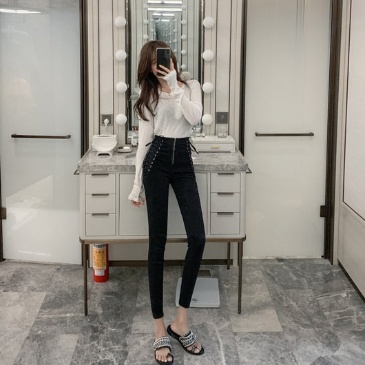 Jeans de Cintura Alta Ajustados con Tirantes y Stretch - Image 8