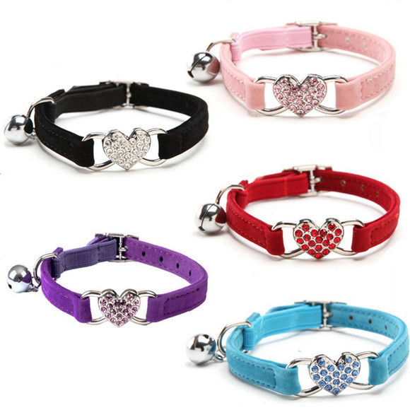 Collar Ajustable de Felpa para Perro y Gato con Diamante de Agua y Cascabel