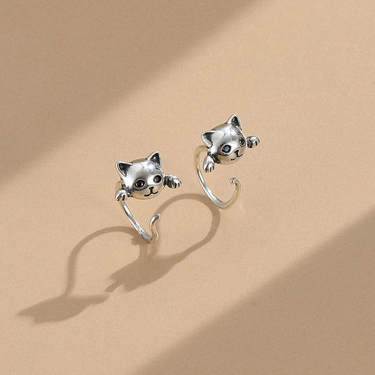 Aretes de Plata Pura Gato Minimalista - Diseño Elegante y Sofisticado