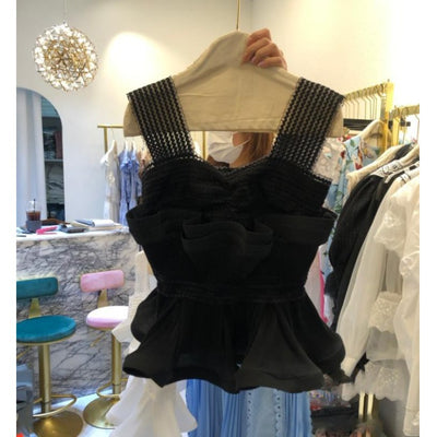 Blusa Elegante de Encaje con Hombros Descubiertos y Detalle de Volantes - Image 10