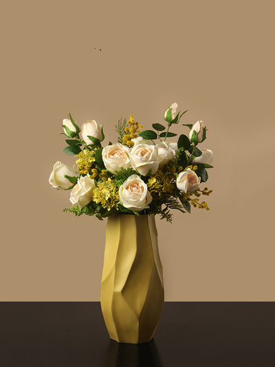 Jarrón Decorativo de Flores Secas con Acabado Plateado Electrochapado - Image 11