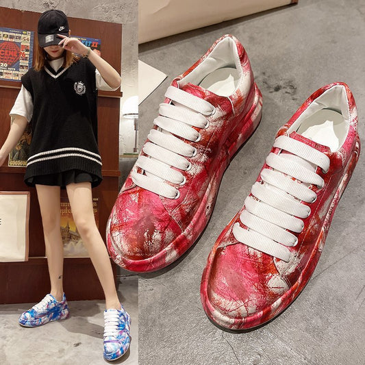 Zapatillas Blancas con Diseño Graffiti Pintado para Mujer